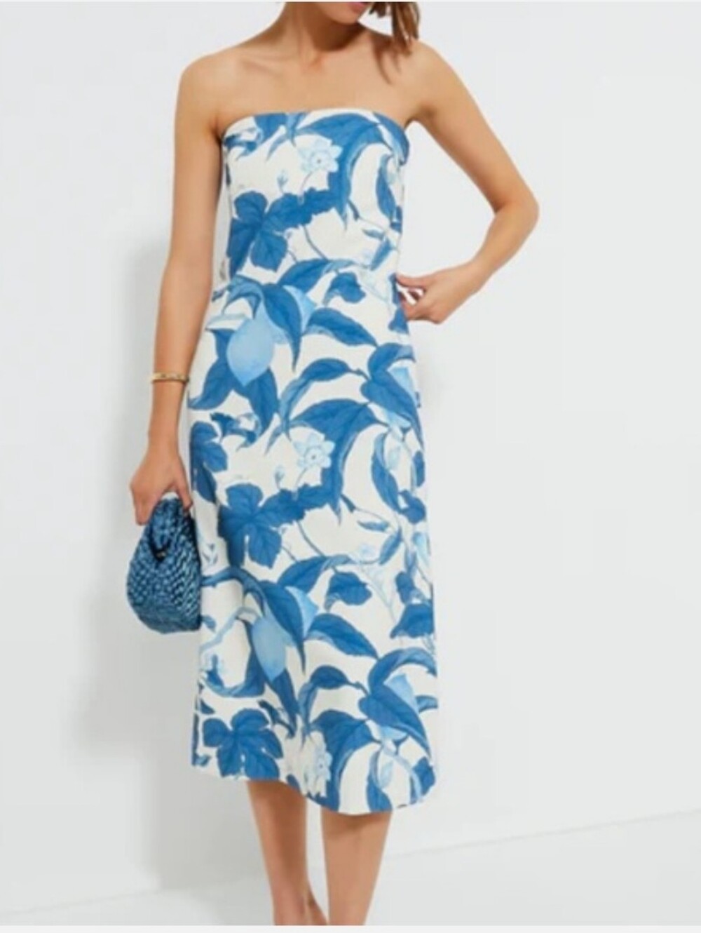 TUCKERNUCK Bonnie Blossom Floral Crepe Marin Dress